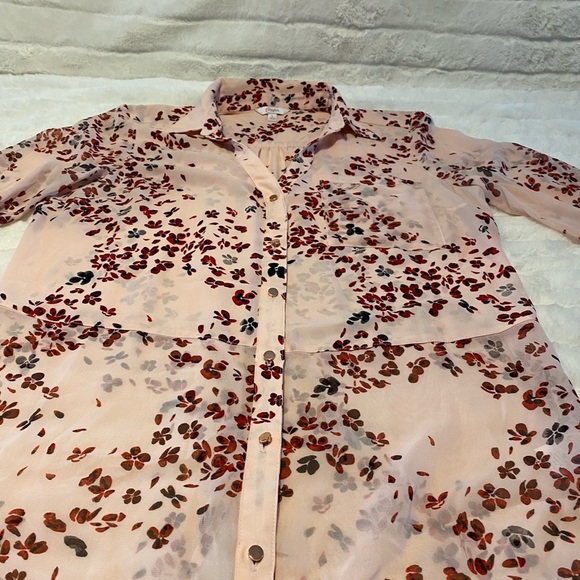 Floral Sheer Blouse - Picture 5 of 7